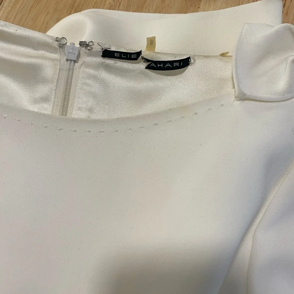 Elie Tahari jewel cuff split sleeve white dress - Picture 11 of 12